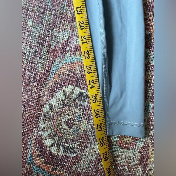 Lululemon light blue wunder under high rise tight leggings size 6 - Picture 6 of 11
